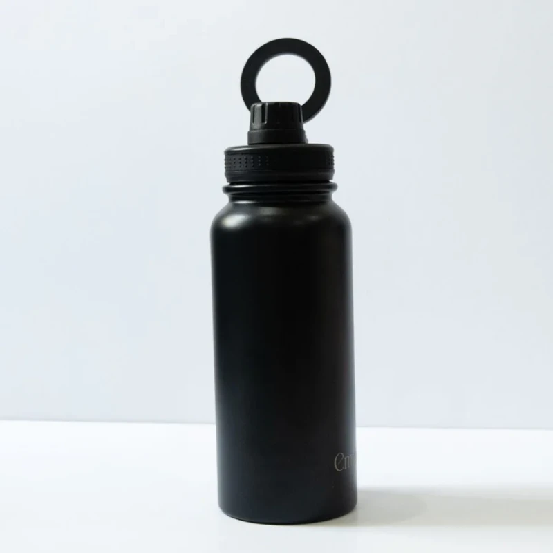 EMJOI Stainless Steel Sport Bottle With MagSafe 900ML - Black - Image 3