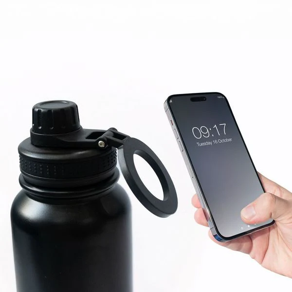 EMJOI Stainless Steel Sport Bottle With MagSafe 900ML - Black - Image 6